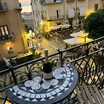 Apartment La Piazza E Mia