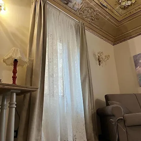 La Piazza E Mia Cefalu